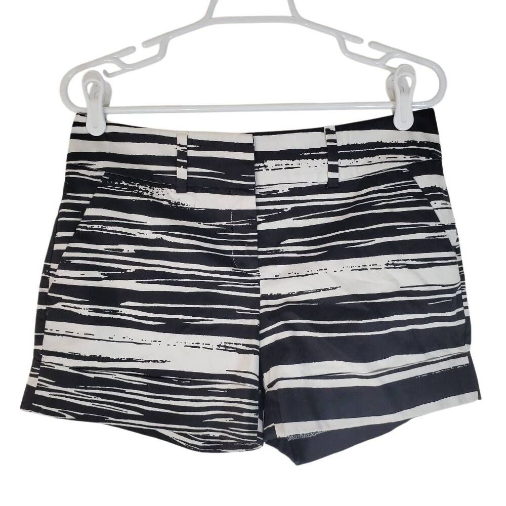 7th Avenue New York & Company Suiting Collection Chino Shorts Black White Size 6